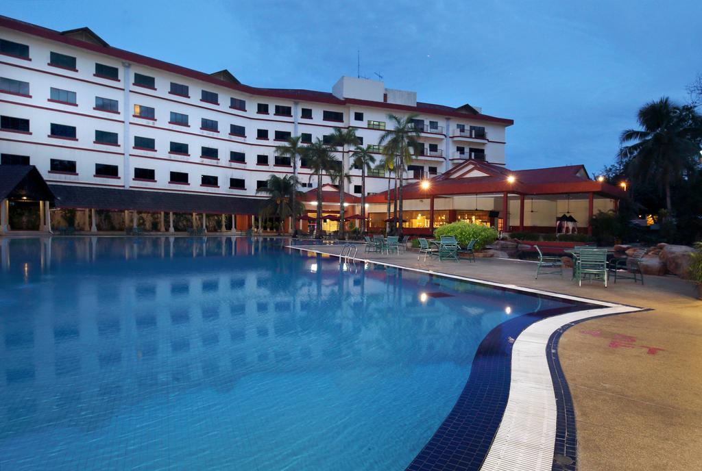Swiss-Inn Sungai Petani Exterior photo